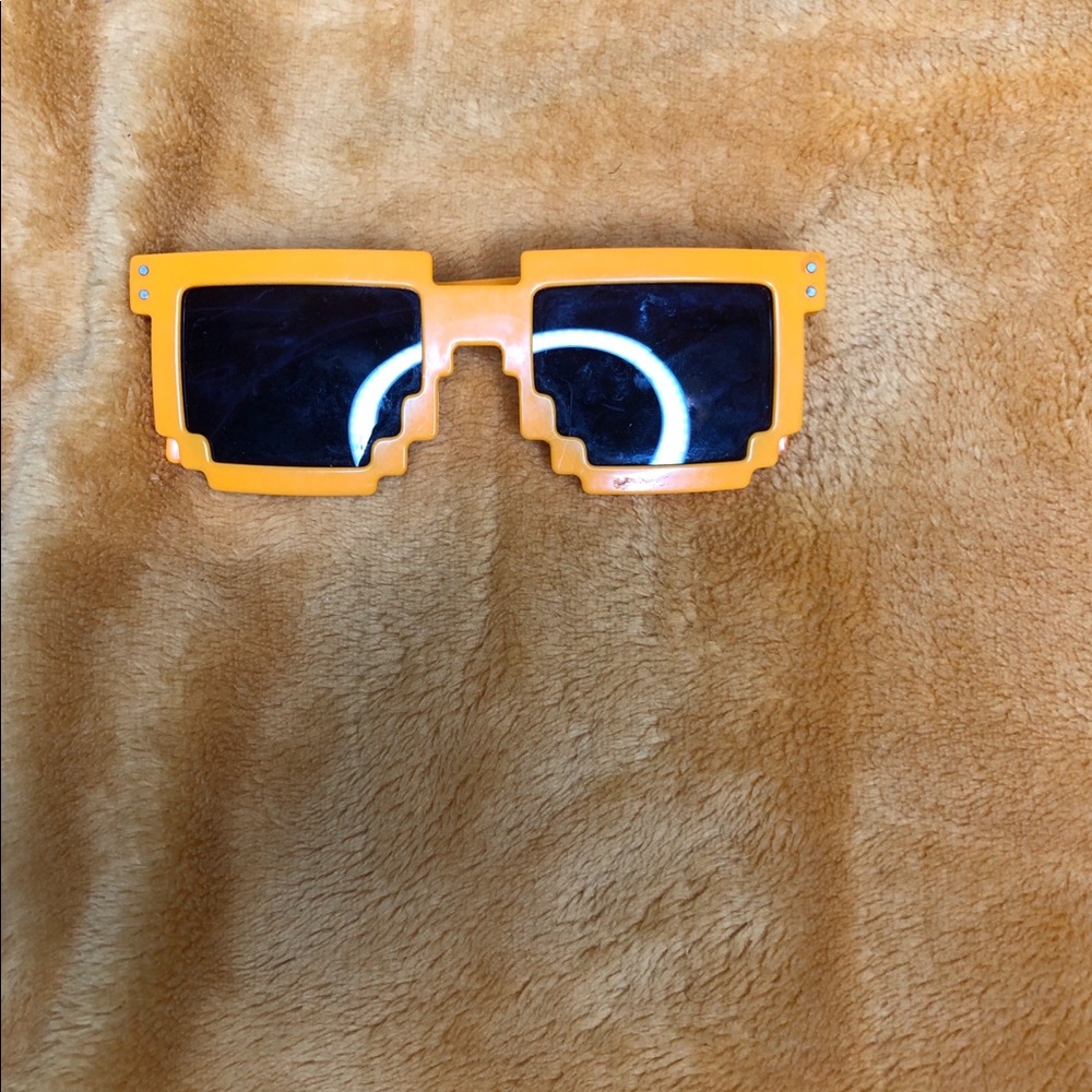 Clout glasses